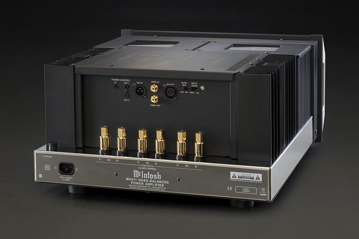 McIntosh MC611 Quad Balanced Power Amplifier rear 01 (Custom)